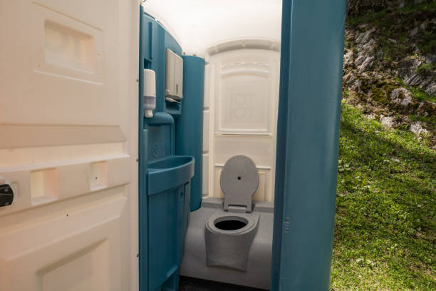 Affordable portable toilet rental in Luling, LA